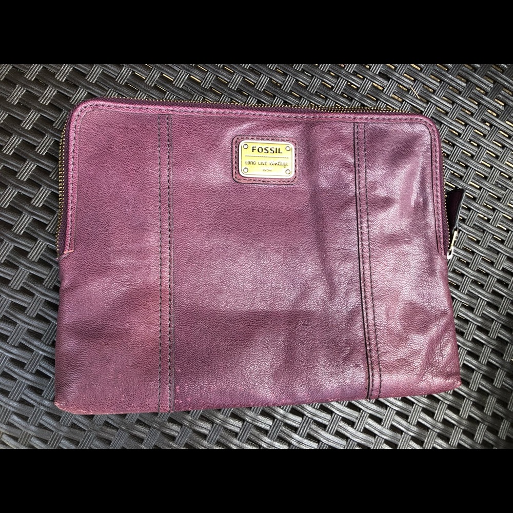 Fossil ipad or other tech bag.